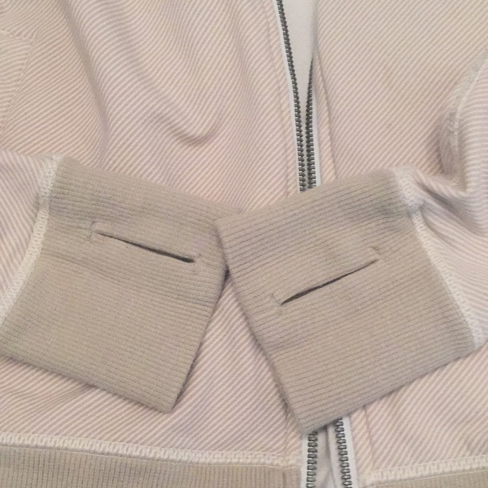 Lululemon jacket - Picture 13 of 14